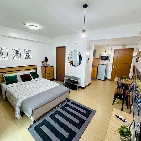 Two Palm Tree Villas Pasay Exteriör bild