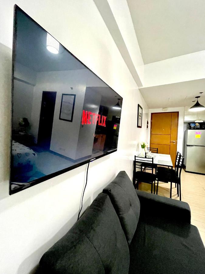 Two Palm Tree Villas Pasay Exteriör bild