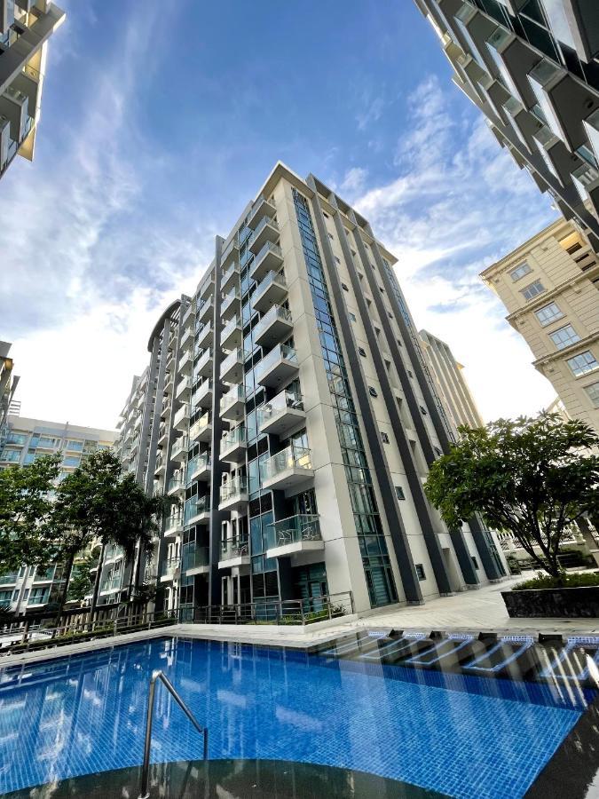 Two Palm Tree Villas Pasay Exteriör bild