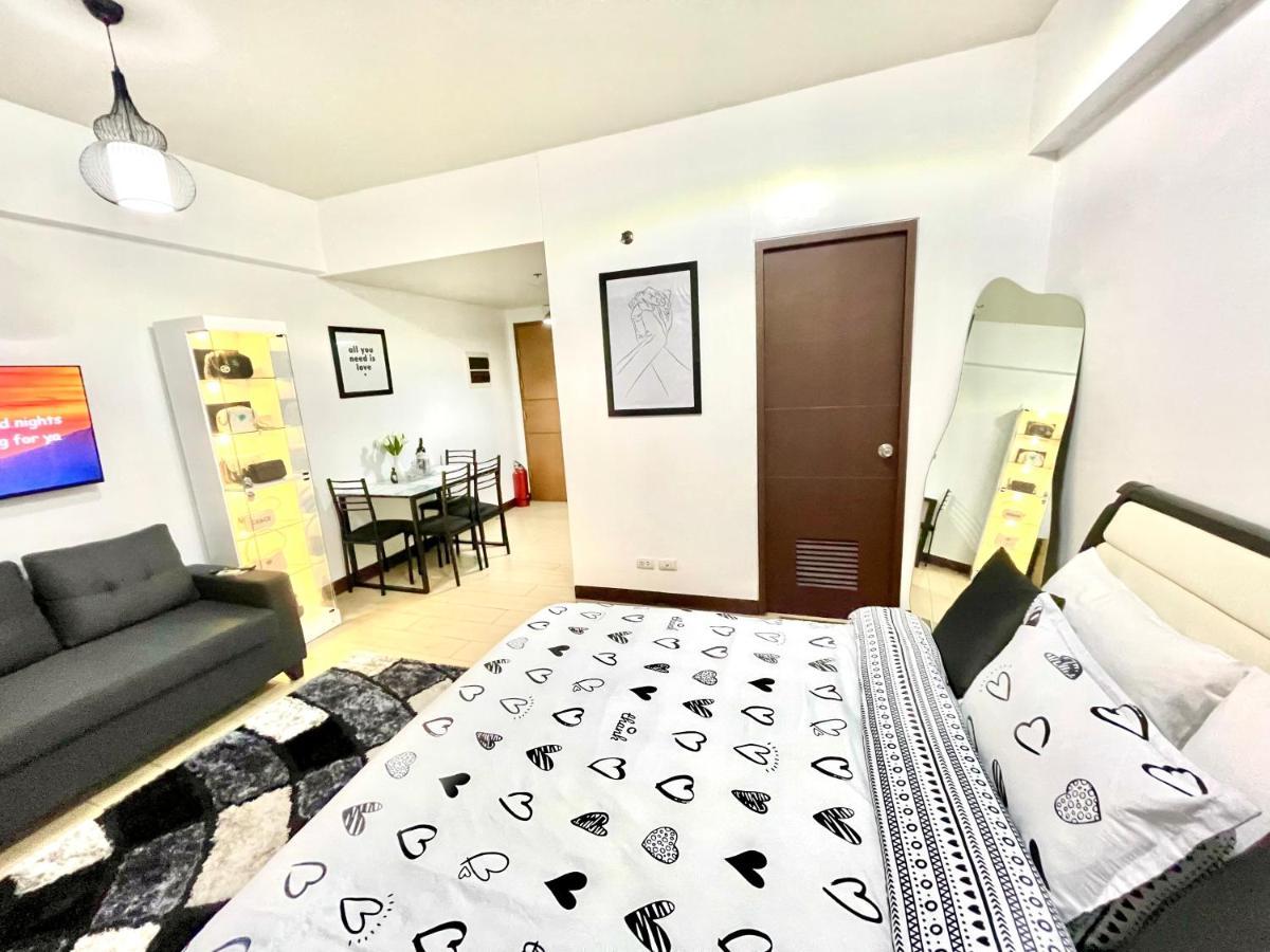 Two Palm Tree Villas Pasay Exteriör bild