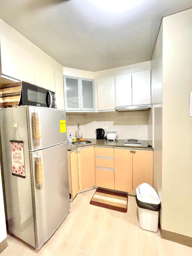 Two Palm Tree Villas Pasay Exteriör bild