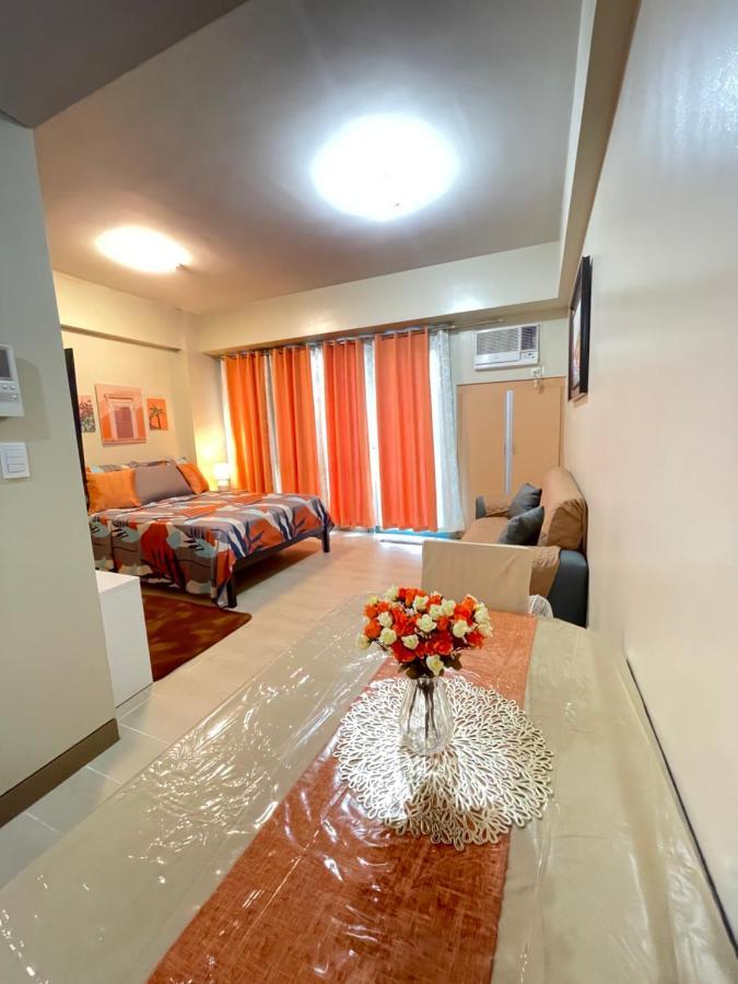 Two Palm Tree Villas Pasay Exteriör bild