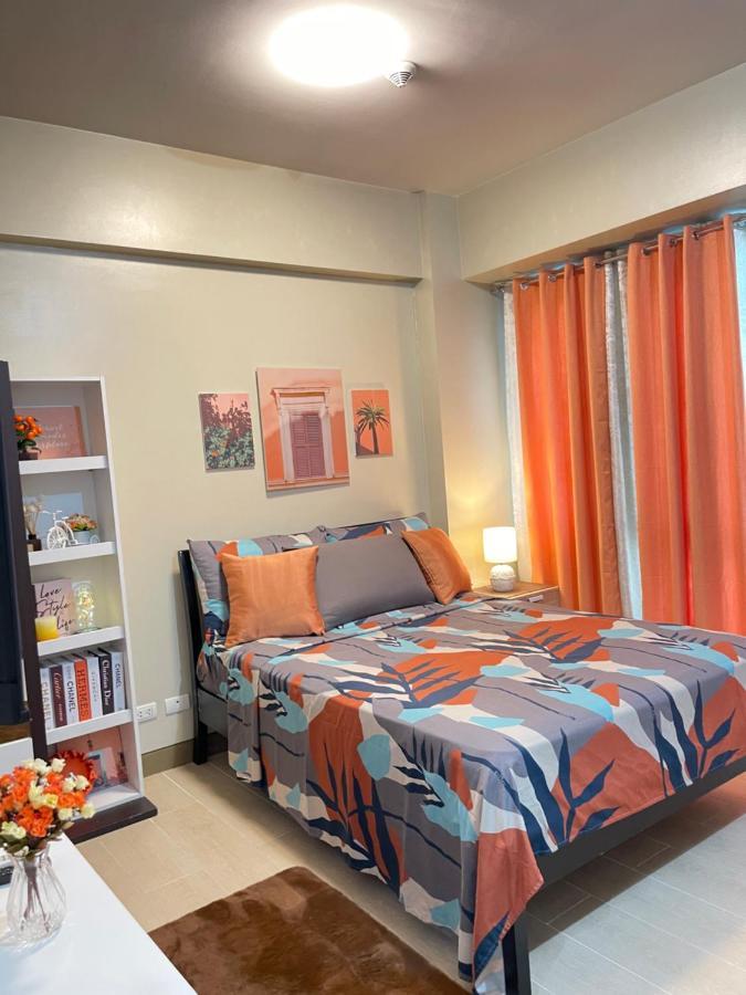 Two Palm Tree Villas Pasay Exteriör bild