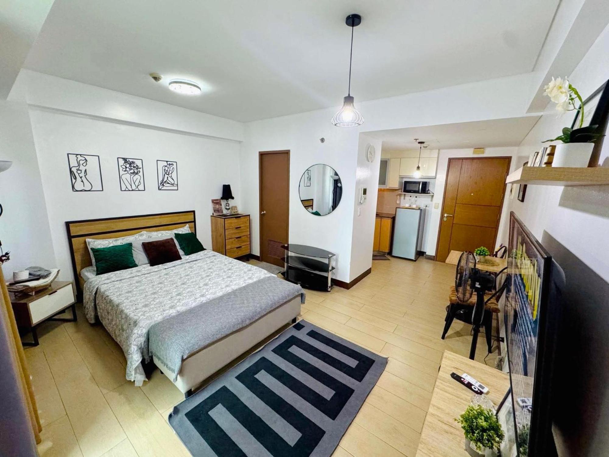 Two Palm Tree Villas Pasay Exteriör bild